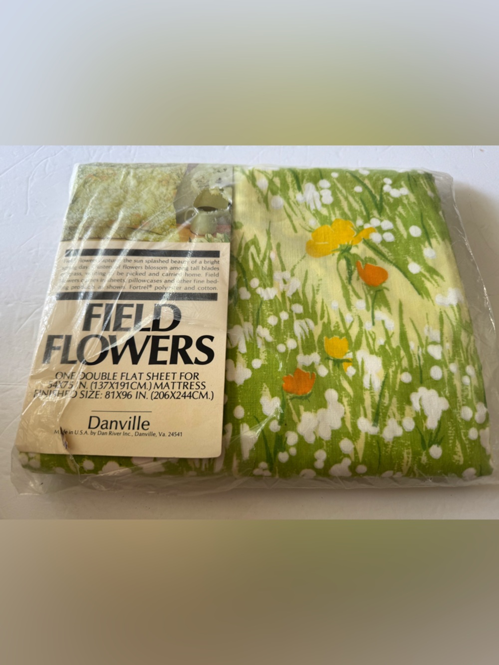 Vintage MCM Dan River Field Flowers One Double Flat Sheet 54x75, NEW Old Stock